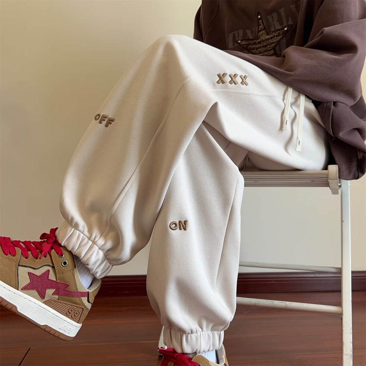 Pantalones holgados estilo Hong Kong