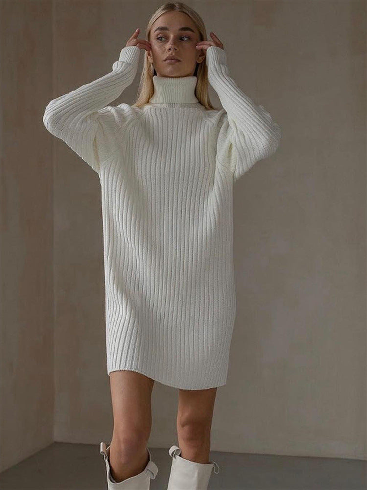 Vestido tipo suéter de cuello alto y manga larga