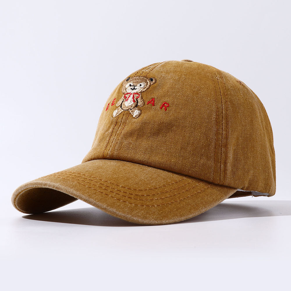 Gorra con osito bordado para mujer