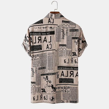 Camisa con estampado de periódico vintage para hombre