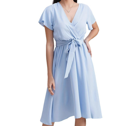 Vestido de color liso con cinturón y manga corta
