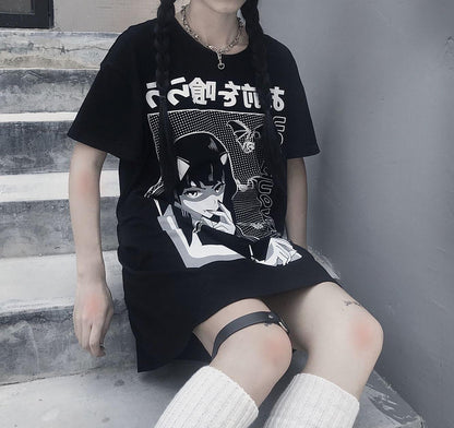 Camiseta oversize con estampado de anime