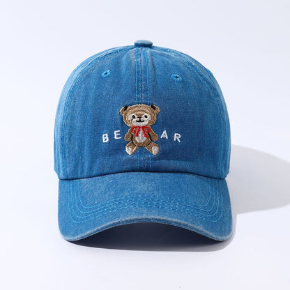 Gorra con osito bordado para mujer