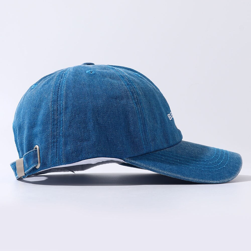 Gorra con osito bordado para mujer