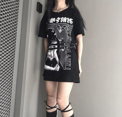 Camiseta oversize con estampado de anime
